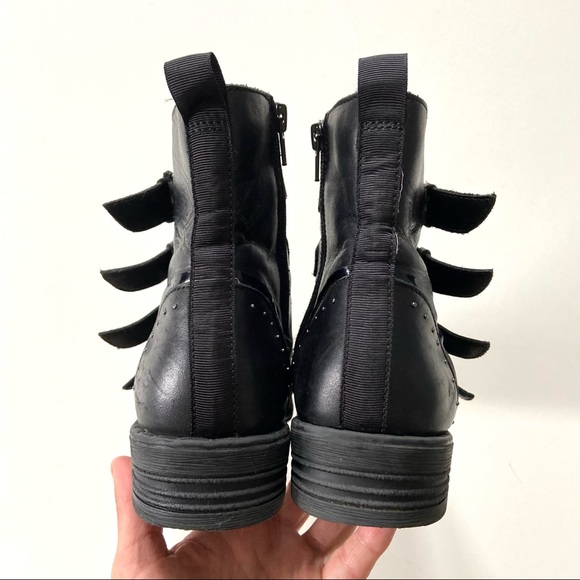 Steve Madden Pursue Black Genuine Leather Studded Buckle Moto Ankle Boots - Picture 5 of 10